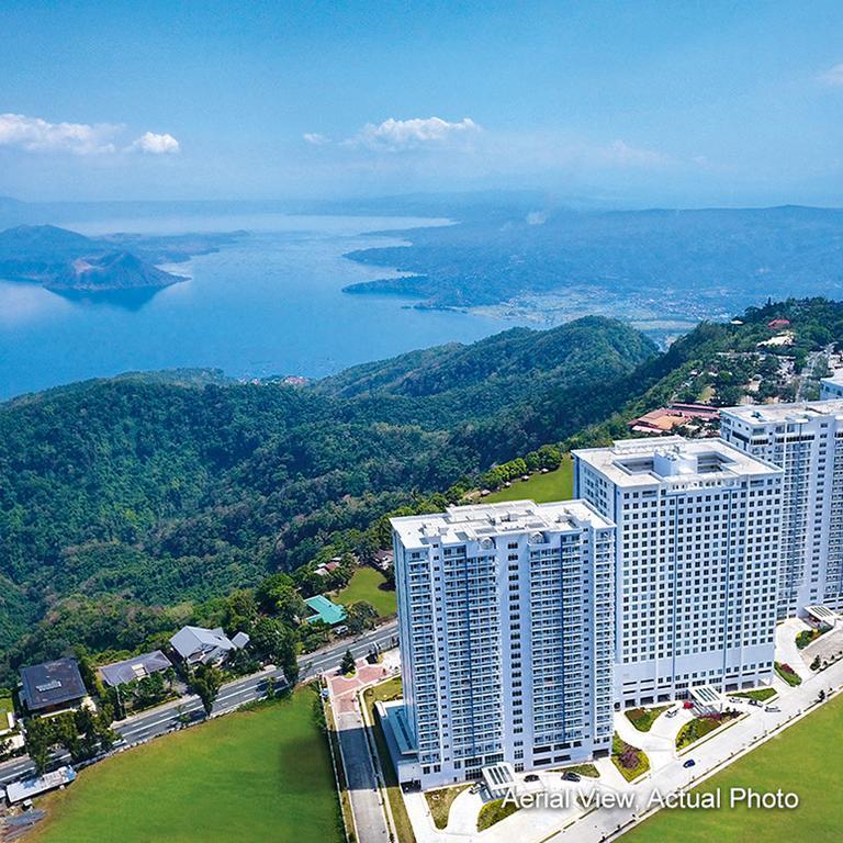 Wind Residences By Bea And Rm Tagaytay City Bagian luar foto